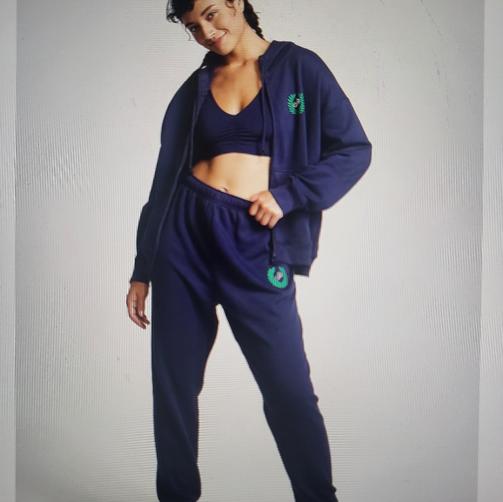 Victoria Secret Pink Fleece zip jacket and pants